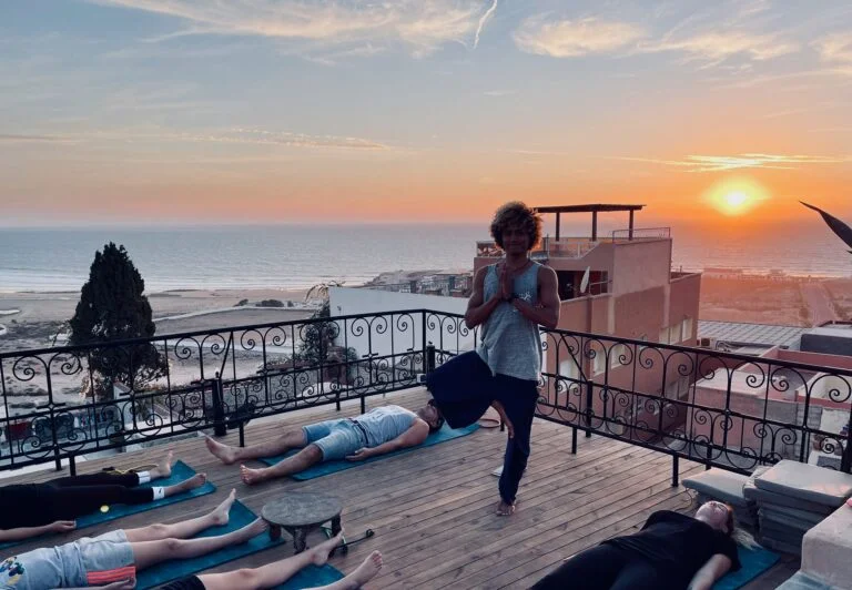 surf yoga ola surf camp tamraght